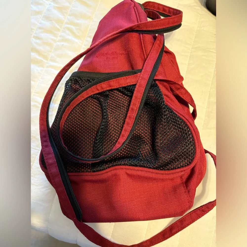 Eddie Bauer Back Pack, Sports, Camper,‎ Hiking Red Canvas See Pics
